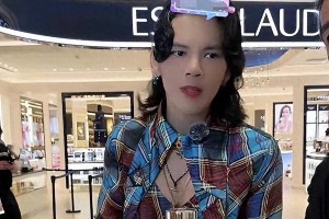 向佐奇装异服引爆热搜：揭秘流量密码背后的故事