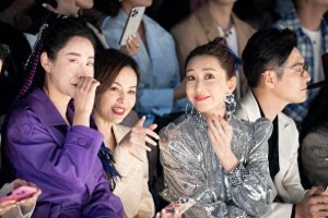 黄奕蒋梦婕《猎金游戏》红毯同框，身材管理引热议